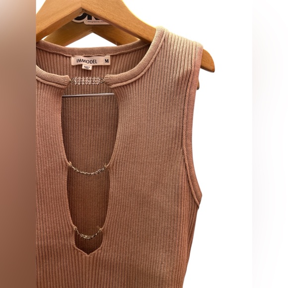 Immodel Rhinestone CUT Out Ribbed Top - Picture 2 of 5